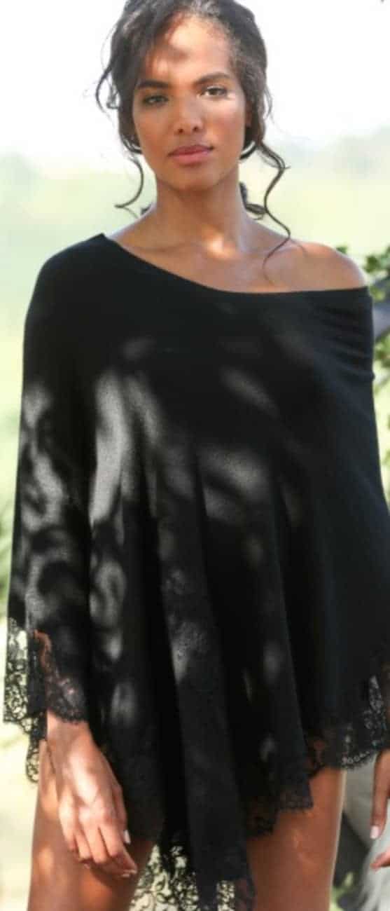 Poncho in Cashmere e Seta Color Nero - immagine 4