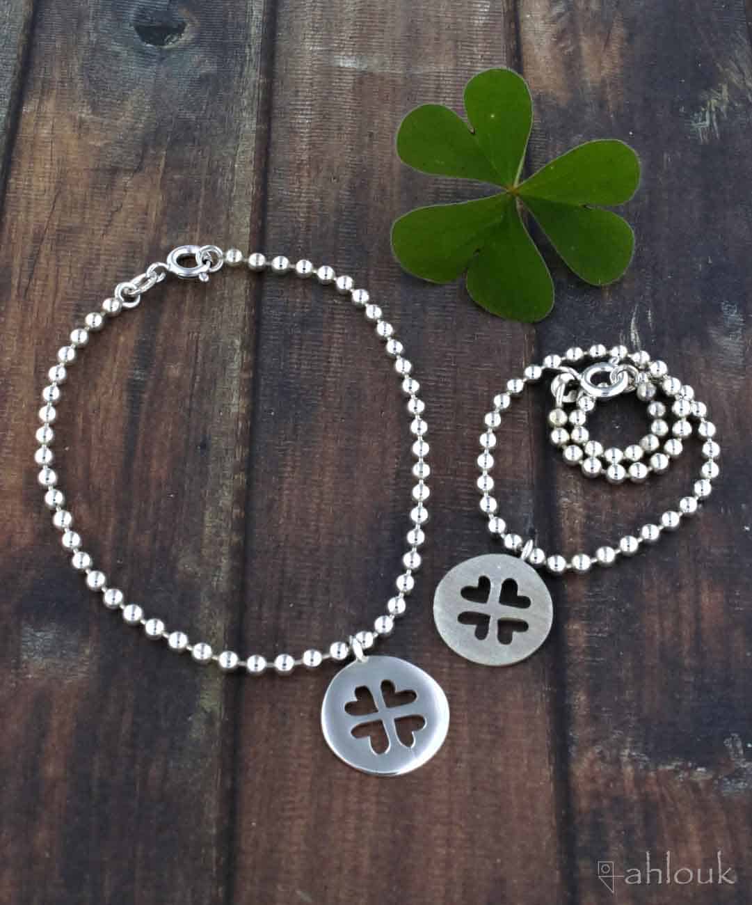 Braccialetto con quadrifoglio