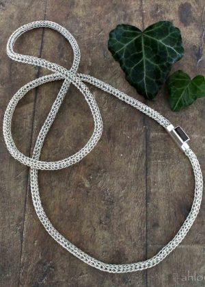 Collana Foxtail